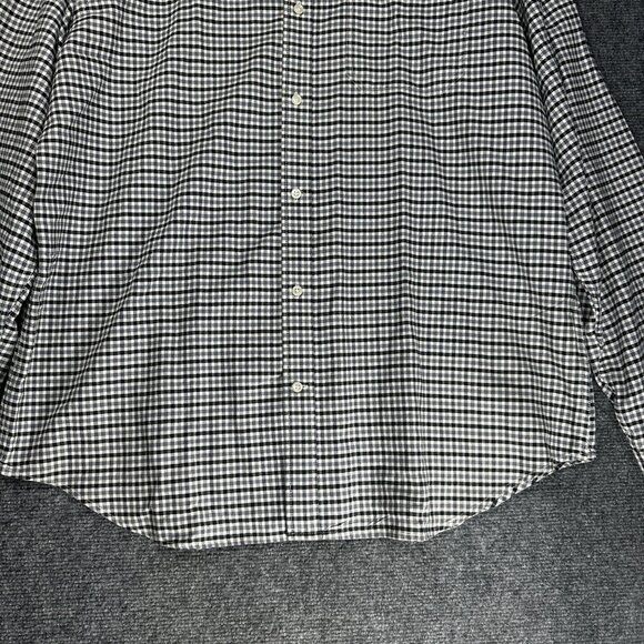 Banana Republic Oxford Shirt Mens XL Tailored Slim Fit Gray Black Check Cotton - Picture 2 of 9